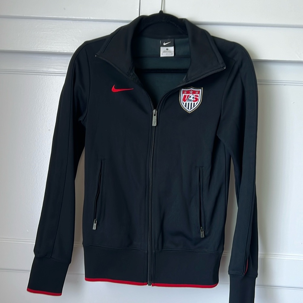 Nike USA soccer team jacket size small